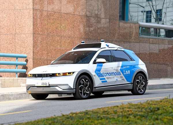 현대자동차와 기아가 자율주행 4단계 기술을 적용한 아이오닉5로 카헤일링 ‘로보라이드(RoboRide)’ 시범 서비스 실증에 나선다. (출처: 현대자동차그룹)