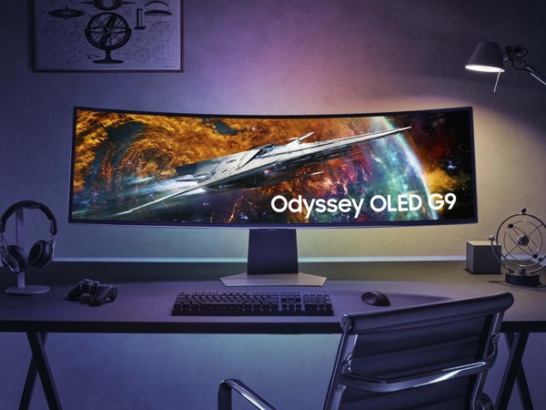 OLED 게이밍 모니터 ‘오디세이 OLED G9’ 제품 이미지 (출처: 삼성전자)